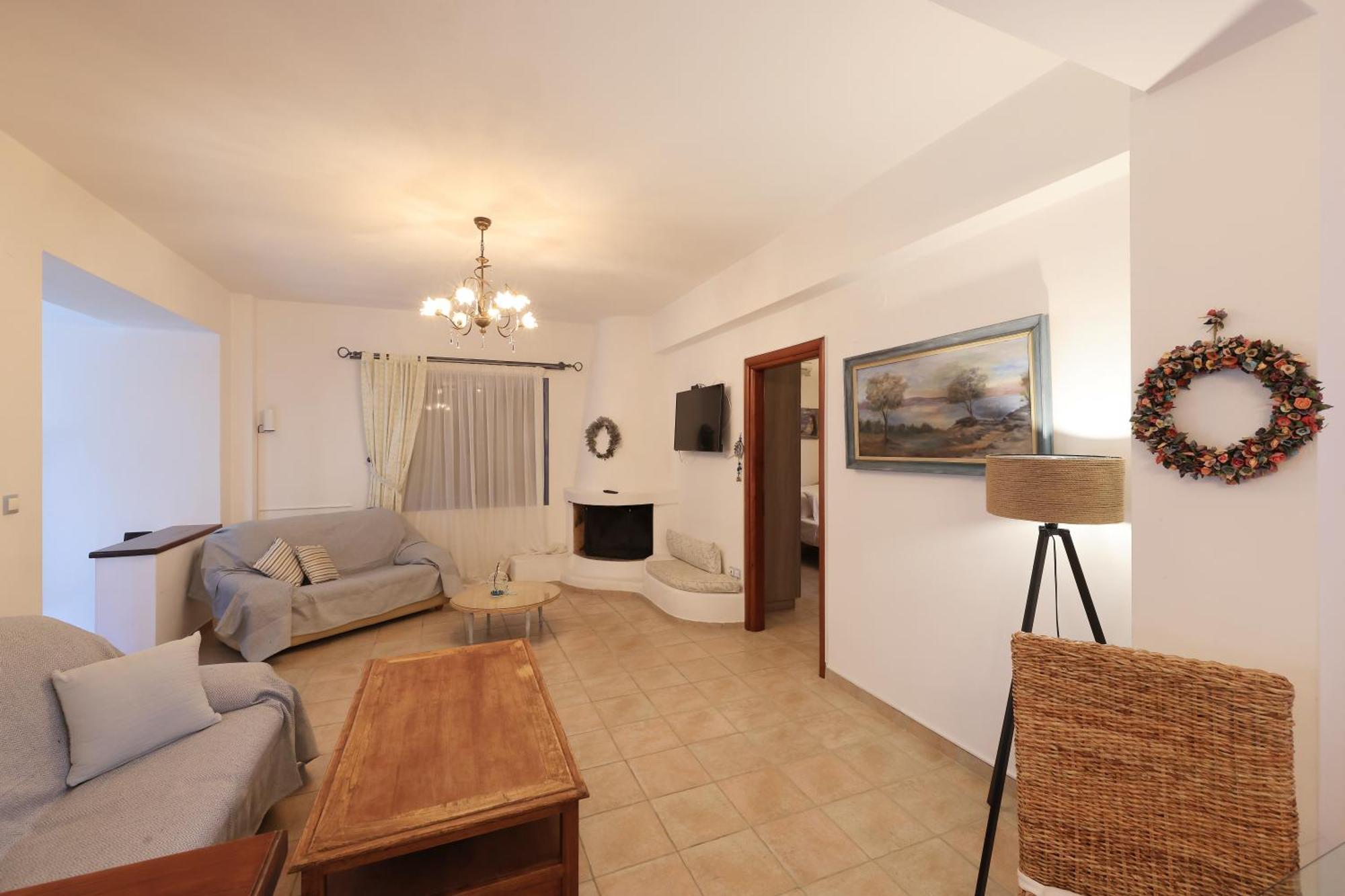 NJV plus K Aegina Extérieur photo