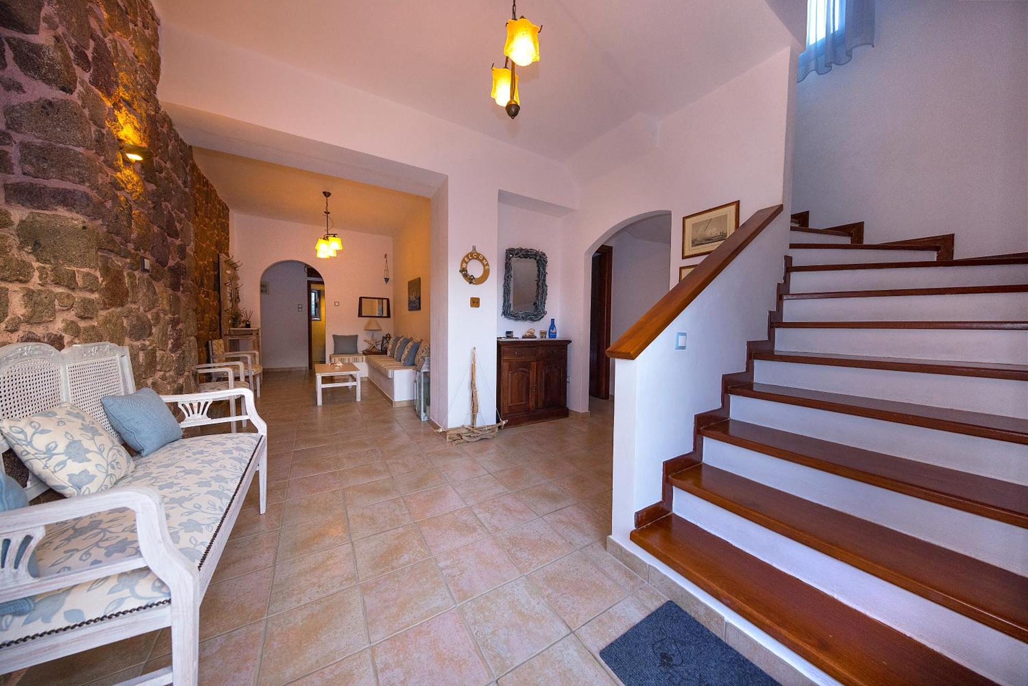 NJV plus K Aegina Extérieur photo